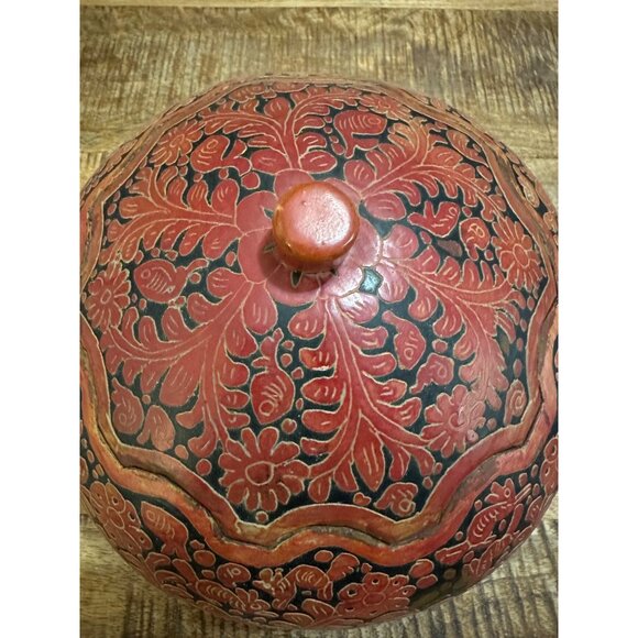 Mexican Handcrafted Decorative Red & Black Lidded Gourd Bowl With Floral & Fish - Picture 3 of 8